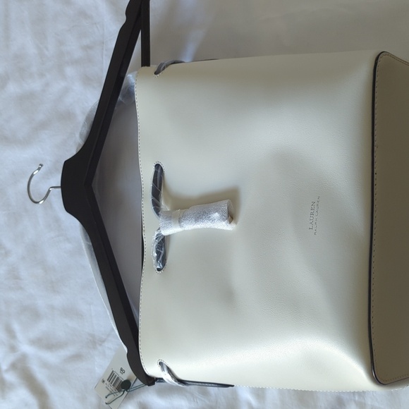Ralph Lauren leather bag. - Picture 11 of 16